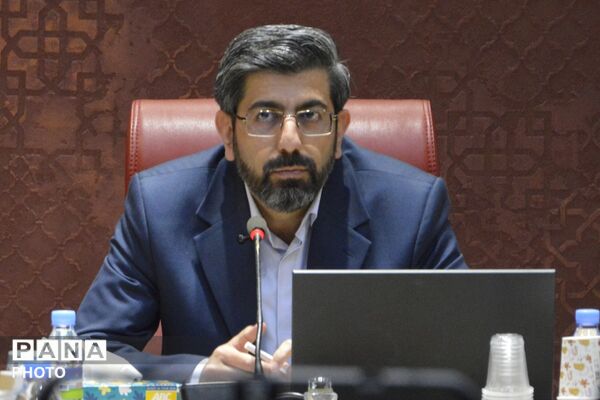 نشست خبری مدیرکل آموزش و پرورش شهرستان‌های استان تهران با خبرنگاران پانا