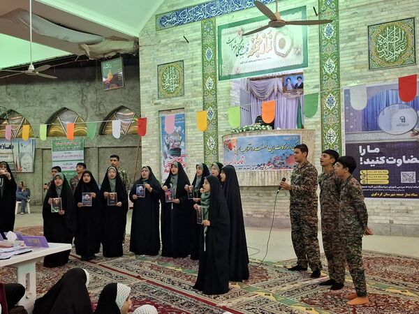 جشنواره سرودخوانی به‌مناسبت هفته دفاع مقدس