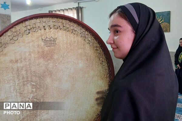 آیین بازگشایی مهر، نماز جماعت و محفل انس با قرآن در هنرستان دخترانه اولیا ۳ کهریزک