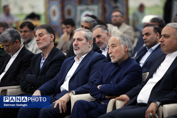 مراسم تجدید میثاق وزیر آموزش و پرورش و معلمان با آرمان‌های امام راحل (ره)