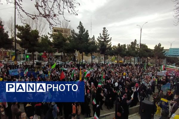 ۲۲بهمن تجلی شور، هیجان، ایستادگی و وطن دوستی در رودهن