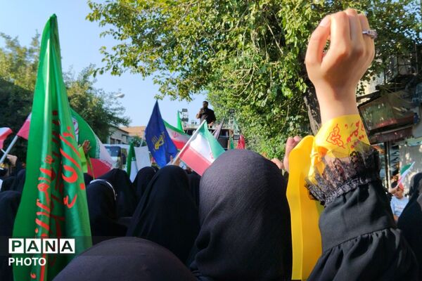 همایش پیاده‌روی دختران زینبی در شیراز