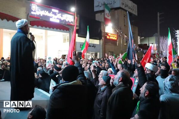 تجمع مردم اسلامشهر بار دیگر حماسه آفرینی کرد 