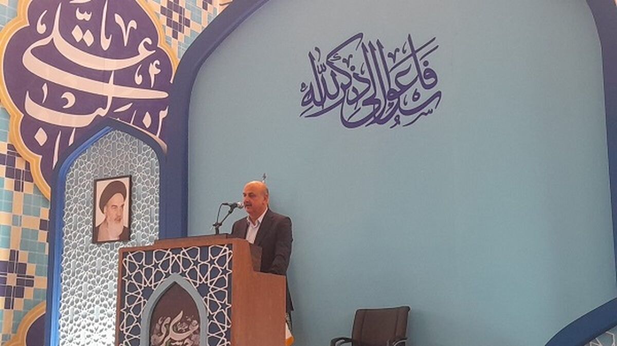 هفته دولت تنها بزرگداشت دولتمردان نیست