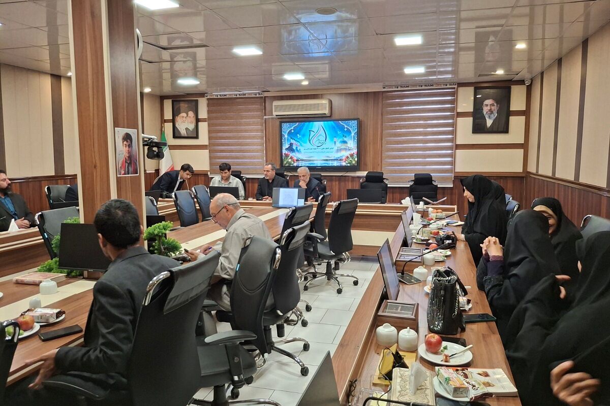 جلسه کنگره ۳۰۰۰ شهید شهرستان‌های ری در آموزش و پرورش ناحیه یک شهرری