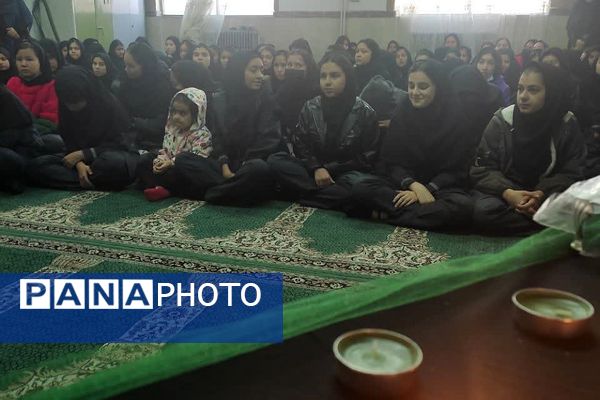 مراسم عزاداری شهادت حضرت فاطمه(س) در دبیرستان پویش دماوند 