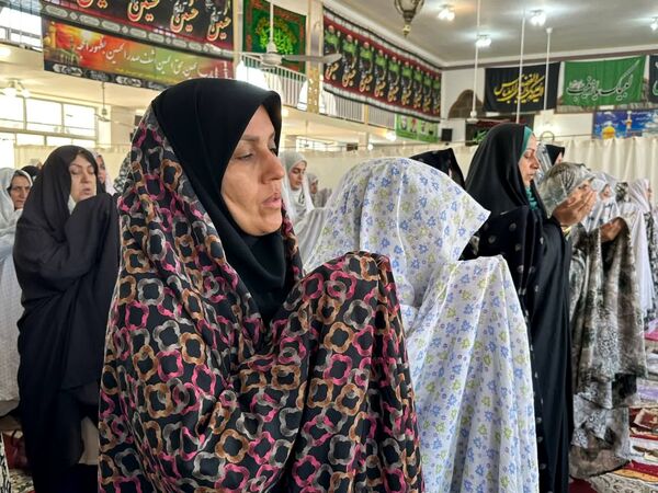 شکوه بندگی در نماز عید فطر گلوگاه