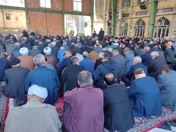 شور آخرین نماز جمعه ماه رمضان در قائمشهر
