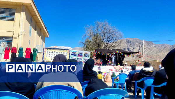 تقدیر از دانش‌آموزان تلاشگر میانکوه 