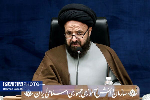 گردهمایی آموزشی مربیان و عوامل اجرایی عمره دانش‌آموزی