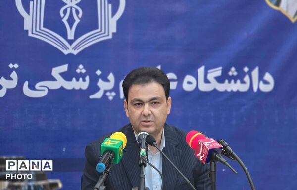 نشست خبری رئیس دانشگاه علوم پزشکی تربت حیدریه با حضور اصحاب رسانه 