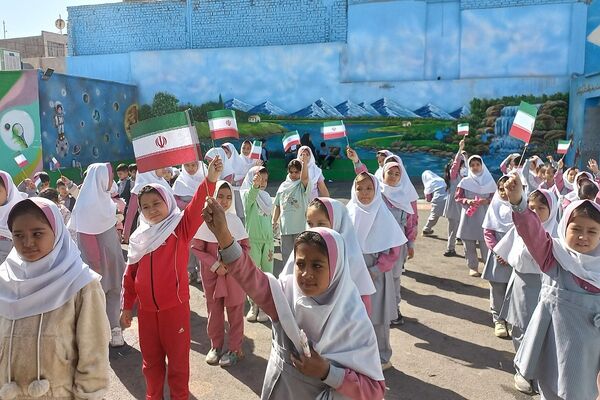 برگزاری صبحگاه‌ در کهریزک با برنامه‌های متنوع
