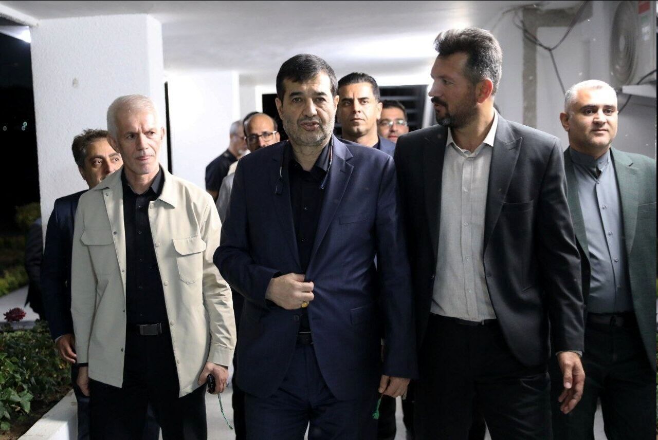 حضور وزیر ورزش و جوانان در فدراسیون روئینگ