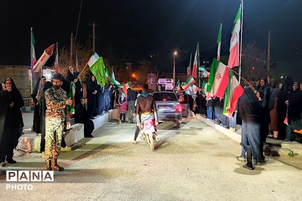 از انتقام خون شهدا صرف نظر نخواهیم کرد
