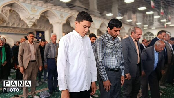 نماز عبادی سیاسی جمعه در کاشمر