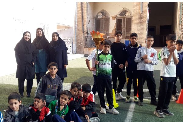 المپیاد ورزشی در دبستان شاهد حیات ناحیه 3 شیراز