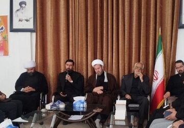 محفل شعر امین؛ ادای احترام به رهبر شهید و زنده نگه داشتن سنت گردهمایی شاعران