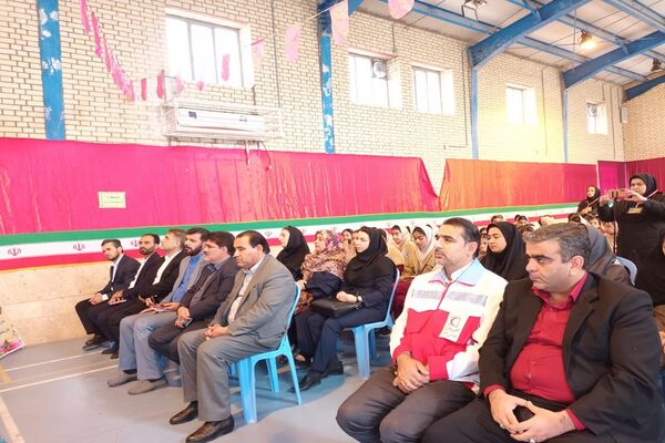 آیین اختتامیه کانون یاریگران زندگی در دبستان آزاده بهبهان