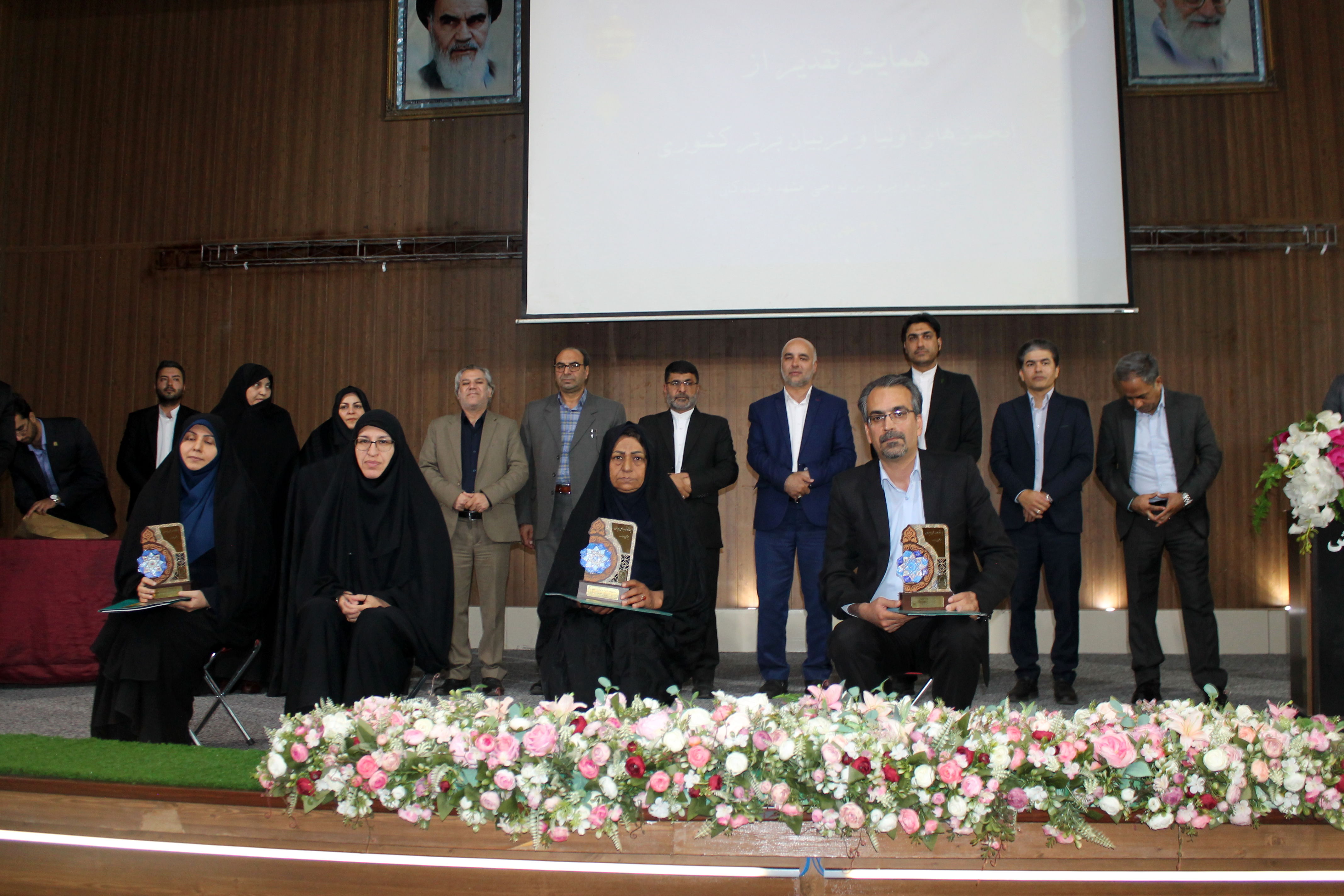 همکاری خانه و مدرسه در صدر عوامل تأثیرگذار بر روند رشد شخصیتی دانش­‌آموزان است