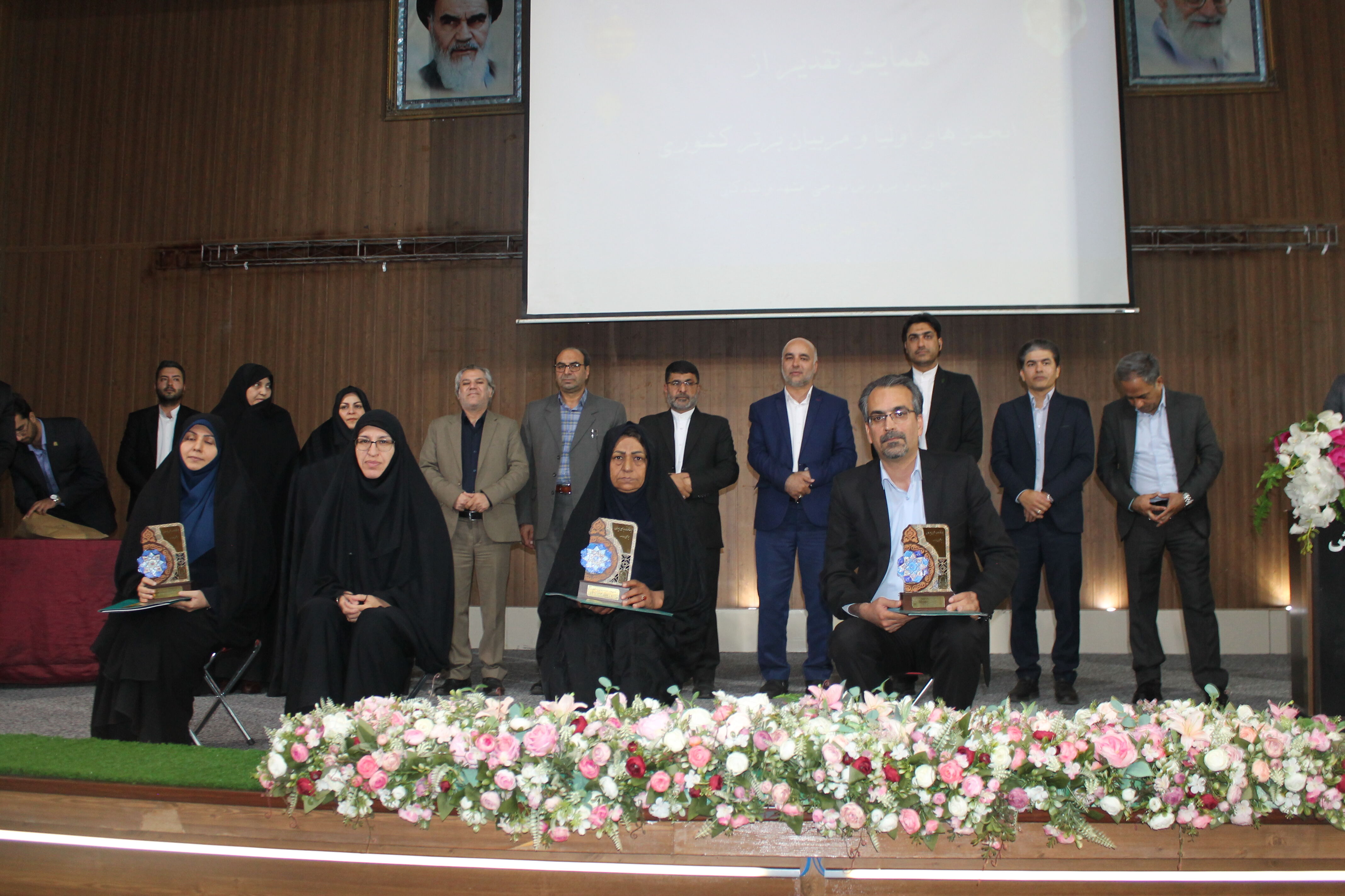 همکاری خانه و مدرسه در صدر عوامل تأثیرگذار بر روند رشد شخصیتی دانش­‌آموزان است