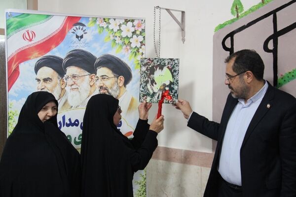 آیین نمادین جشن شکوفه‌ها در مدرسه استثنایی مدرس ۲ همدان