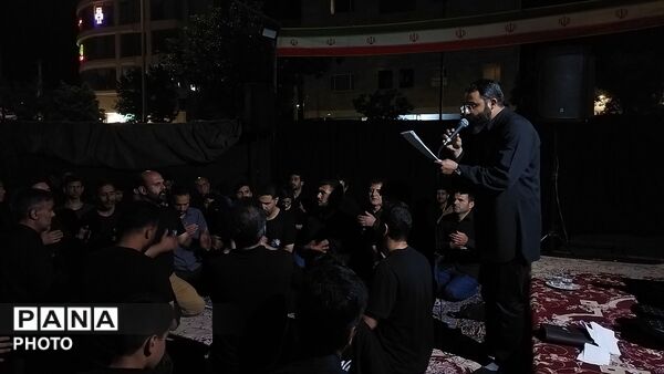 مراسم شب دوم محرم ۱۴۰۵ در هیئت منتظران ظهور 