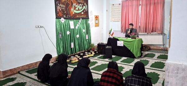 گرامیداشت ایام فاطمیه در مدرسه فضیلت 