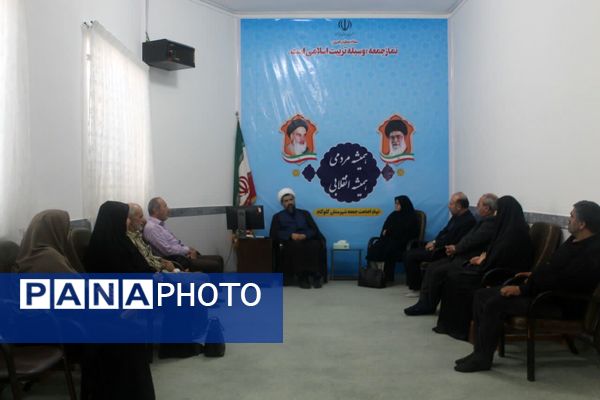 تجدید میثاق مدیر آموزش و پرورش گلوگاه با شهدا و دیدار با امام جمعه شهرستان 