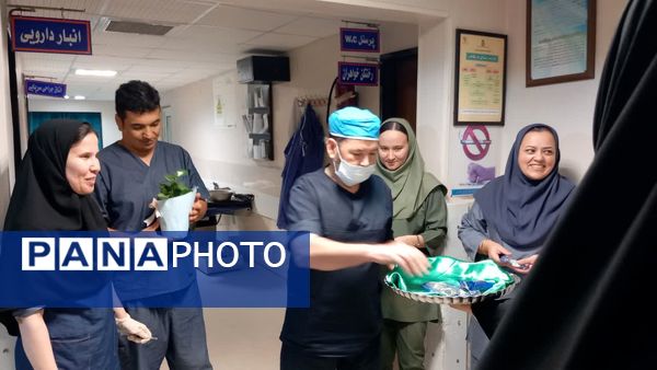 تقدیر از درمانگران سفیدپوش