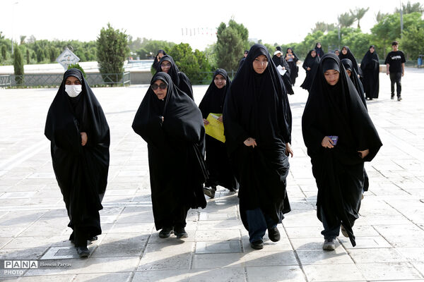 برگزاری همایش بزرگ جمع‌خوانی دانش‌آموزان با اجرای سرود و نوحه حماسی «باید برخاست»