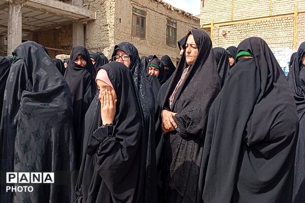 حضورخودجوش مردم سادات شهر بار به مناسبت شهادت حضرت آیت الله خامنه ای 