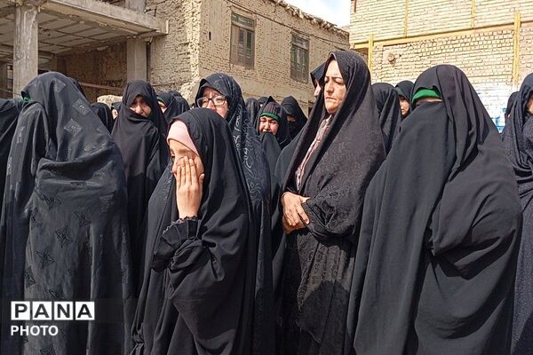 حضورخودجوش مردم سادات شهر بار به مناسبت شهادت حضرت آیت الله خامنه ای 