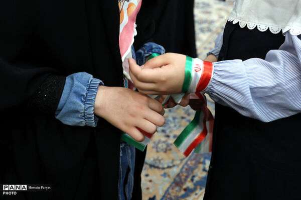 برگزاری همایش بزرگ جمع‌خوانی دانش‌آموزان با اجرای سرود و نوحه حماسی «باید برخاست»