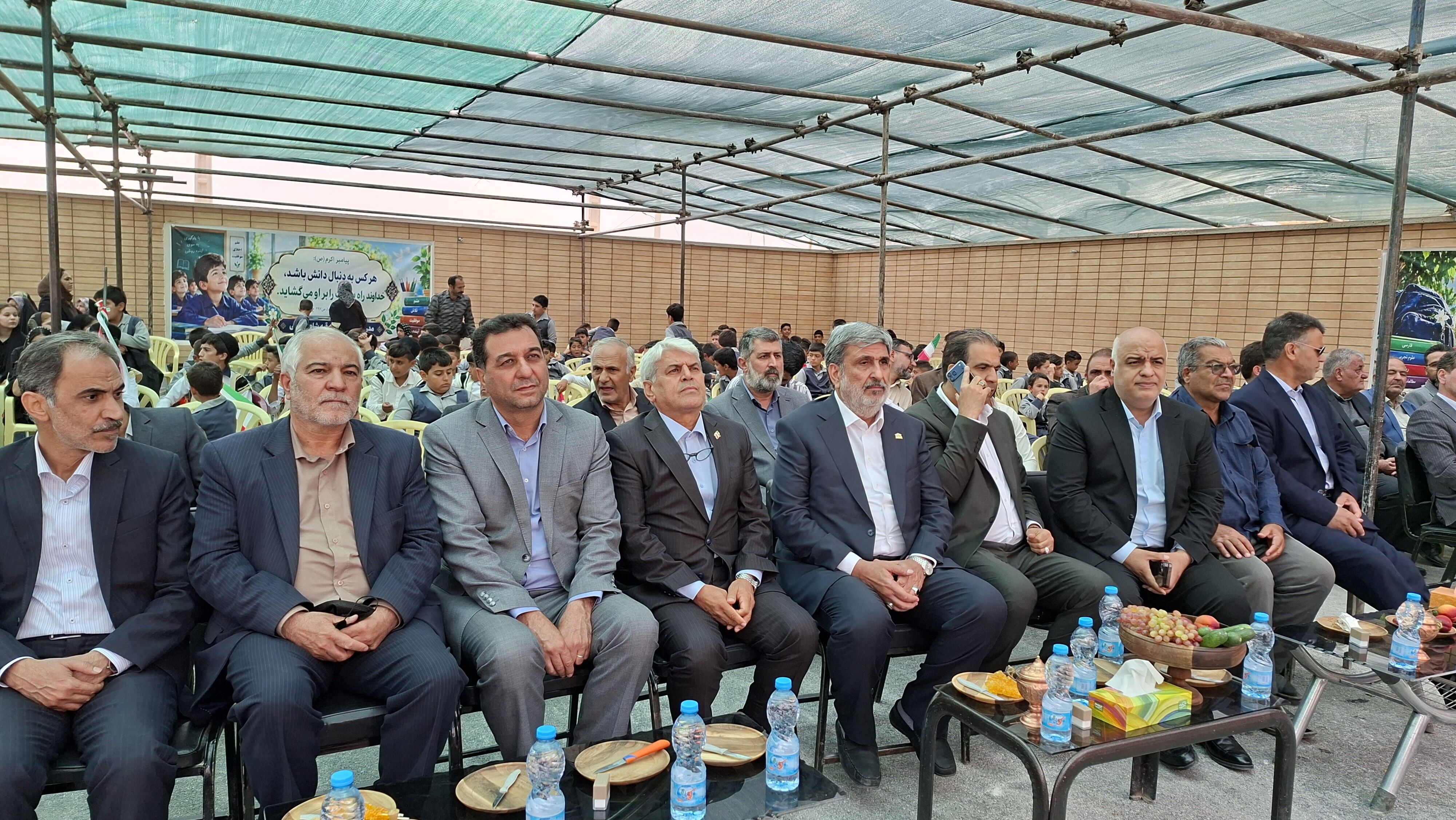 افتتاحیه دبستان پسرانه بخش زنده رود (نهرخلج)