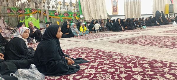 حضور پر رنگ کودکان روستای نقاب در جشن ولادت بانوی دو عالم