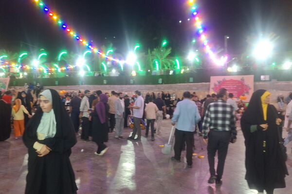 حال و هوای کافه شهدا در شب میلاد نبی اکرم(ص) و امام جعفر صادق (ع)