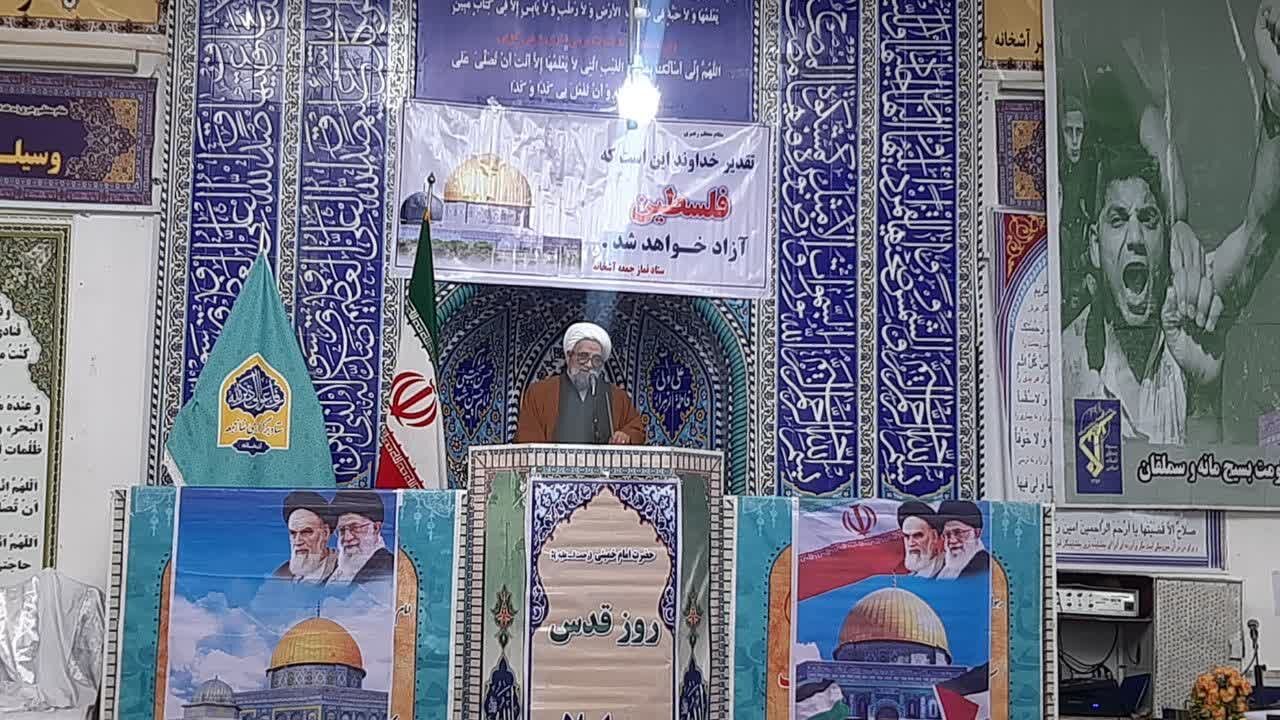 روز قدس روز مقابله مستضعفین با مستکبرین است