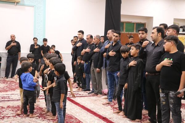 تشییع آلاله گمنام فاطمی در بندرخمیر 