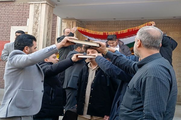 آبین بدرقه ۵۲ دانش‌آموز عمره‌گذار 