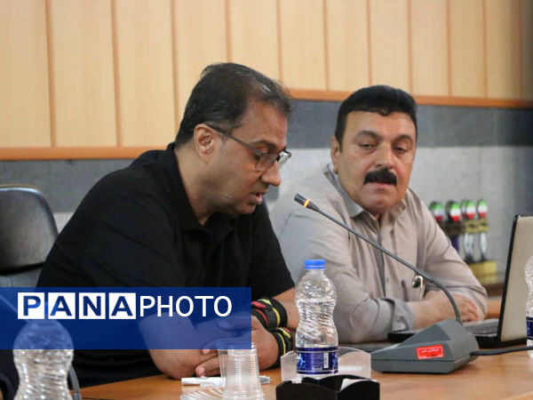 آیین تجلیل از تلاشگران عرصه خبر در بندرخمیر  