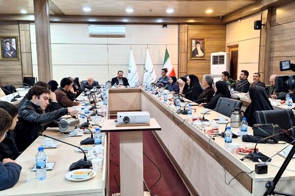 گردهمایی نویسندگان موسسه رهنمای اهل قلم