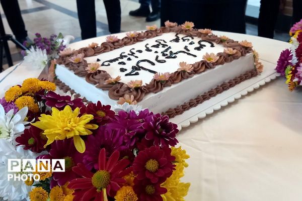 ردپایی از نقش و نگار در نمایشگاه دائمی شهرداری قرچک با آثار جشنواره دانش‌آموزی فرهنگی- هنری فردا