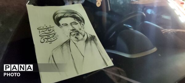  رژه‌ خودرویی در بلوار فضل نیشابور