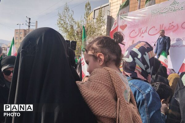 اجتماع بزرگ دختران ایران به مناسبت ولادت حضرت معصومه (س) و روز دختر در پردیس