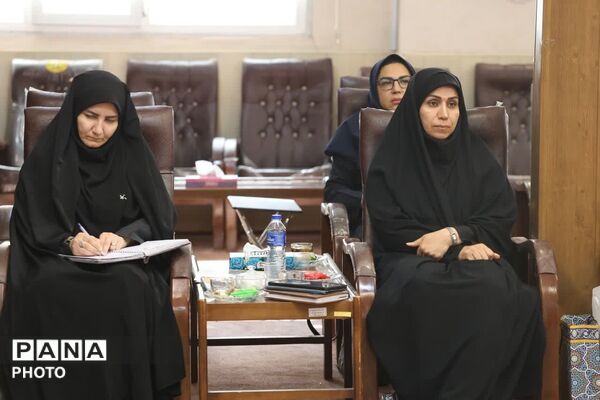 دیدار مدیرکل کانون پرورش فکری همدان با آیت‌الله شعبانی