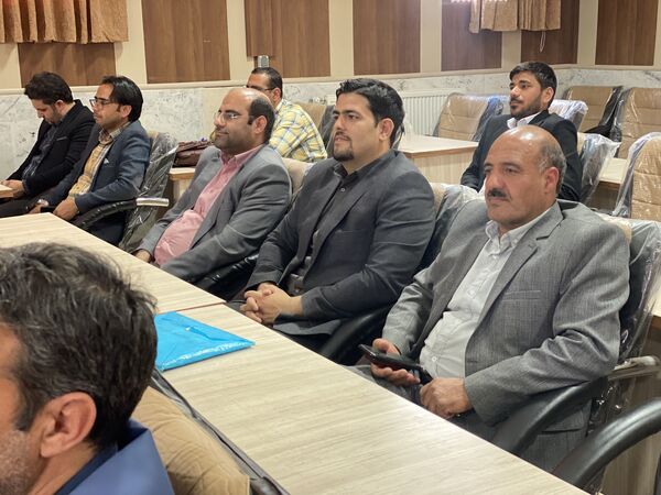 همایش مدیران مدارس شهرستان مه‌ولات در آستانه هفته بزرگداشت مقام والای معلم
