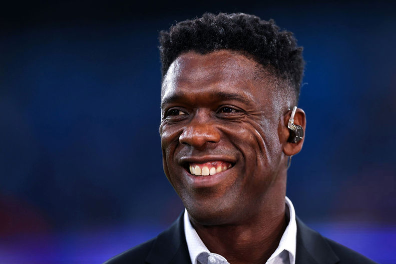 کلارنس سیدورف به استقلال نزدیک شد 