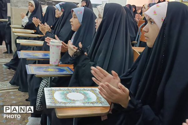 جوانه‌های قرآنی شهرری در قاب تکریم؛ تجلیل از حافظان کودک و نوجوان