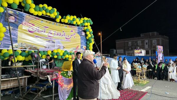 دوازدهمین جشن ازدواج آسان ۲۰ زوج جوان در رودبار کرمان