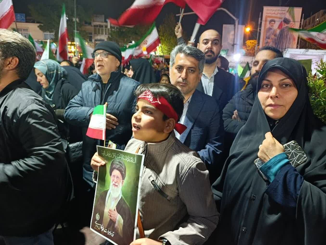 شهدای دانش‌آموزی که تاریخ معاصر را تکان دادند